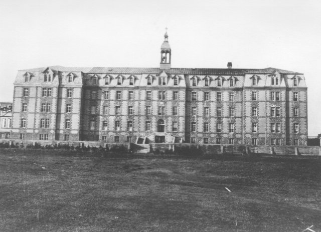 Collège du Sacré-Coeur, déménagé à Bathurst en 1916