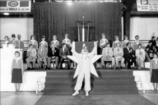 La Beluette, mascotte de la 3e finale des Jeux de l'Acadie lors des cérémonies d'ouverture à Tracadie-Sheila, en 1982